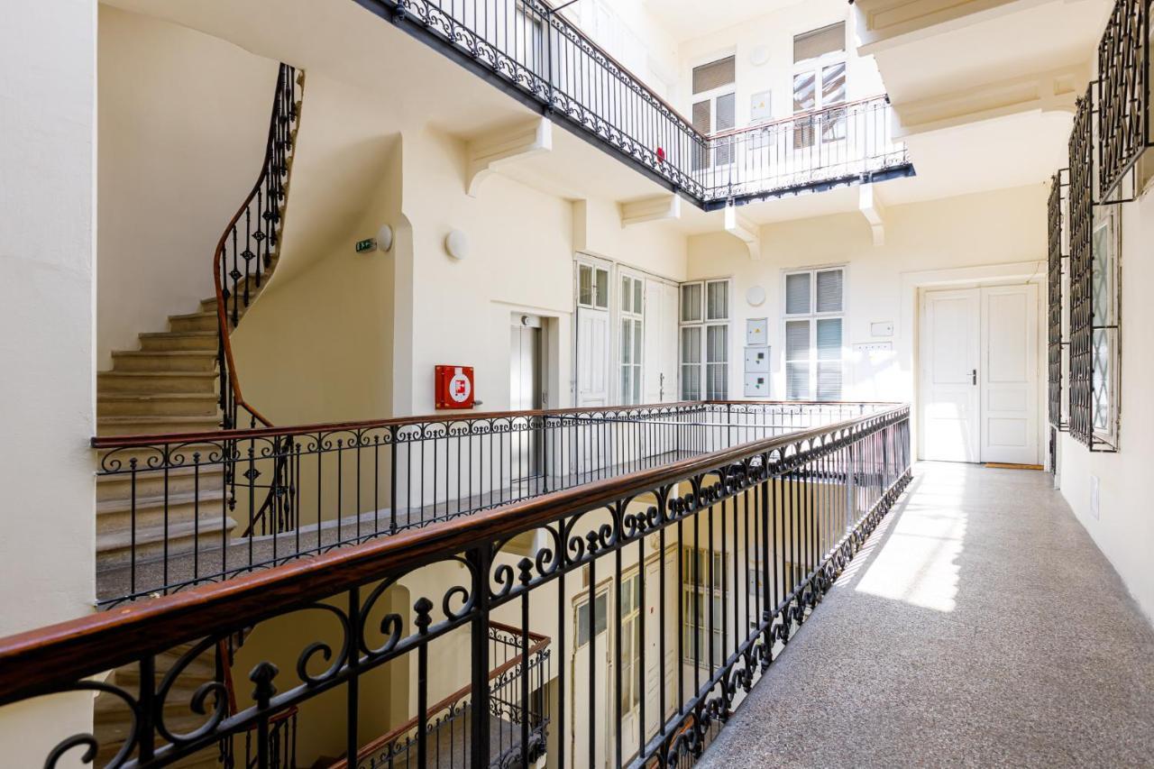 Newly Renovated Apartment In The Old Town Bratislava Dış mekan fotoğraf
