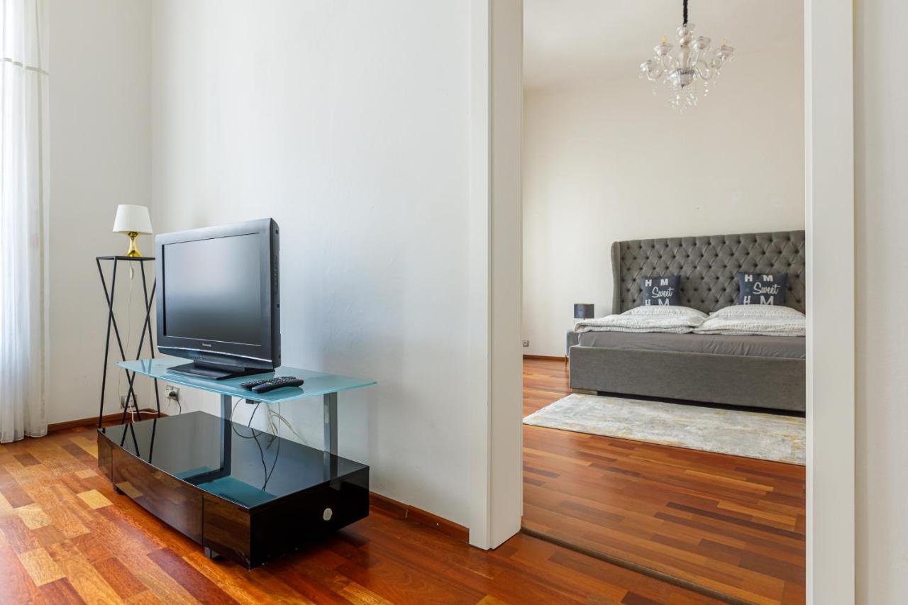 Newly Renovated Apartment In The Old Town Bratislava Dış mekan fotoğraf