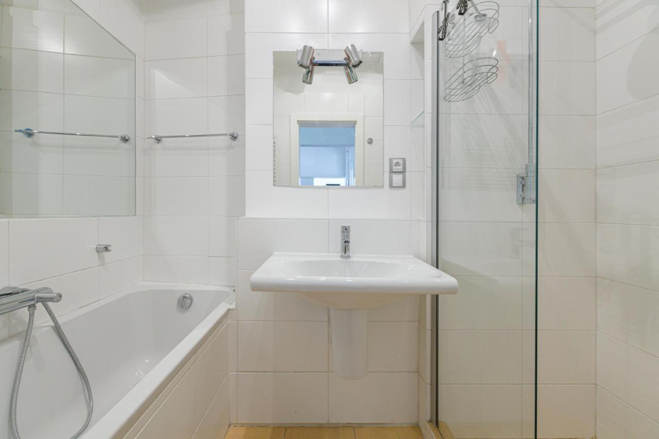 Newly Renovated Apartment In The Old Town Bratislava Dış mekan fotoğraf